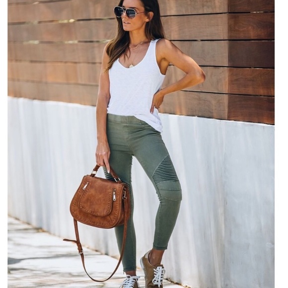 Olive Piper Moto Jeggings Nwt 